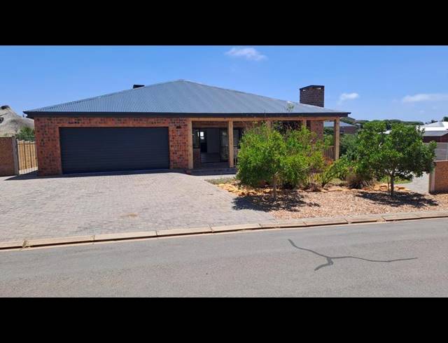 3 BEDROOM HOUSE FOR SALE IN STILBAAI-WES